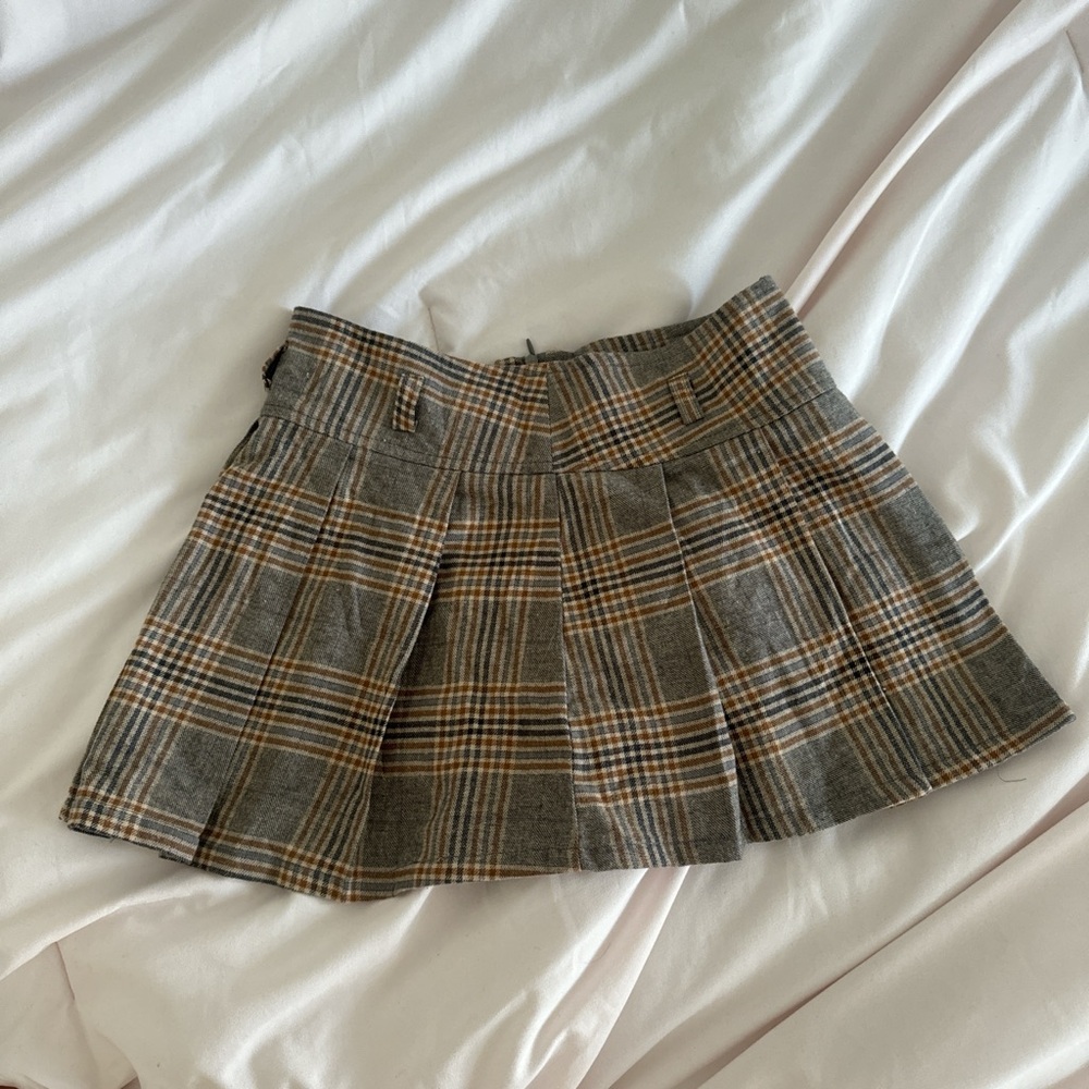 Plaid Mini Skirt in Gray and Brown